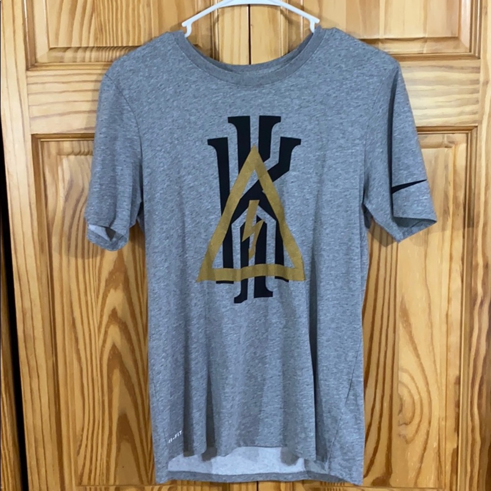 Grey nike Kyrie Tshirt